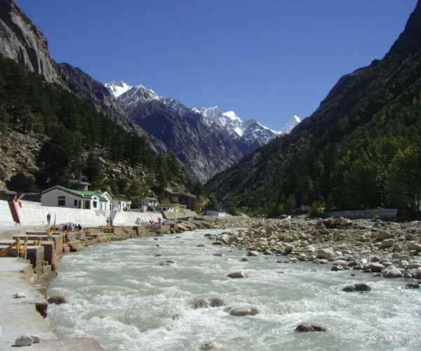 ghats-Bhagirathi-River-Gangotri-India-Uttarakhand